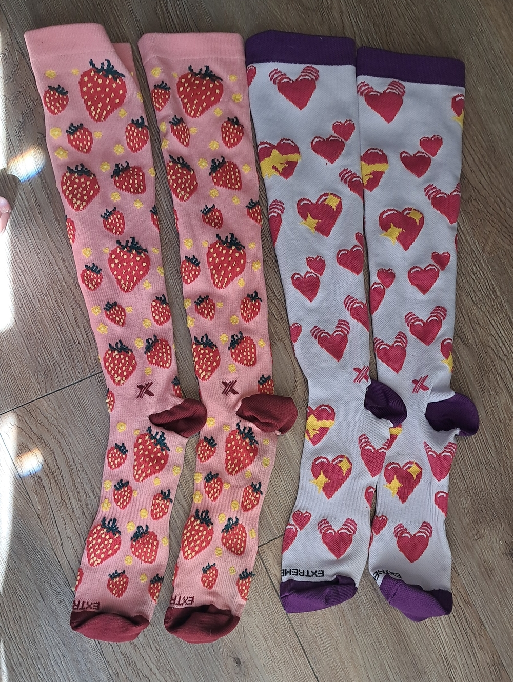 Womens Strawberry & Heart Pattern Knee-High Socks - Pink & Light Purple